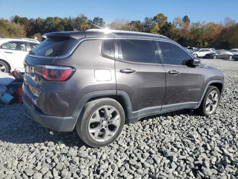 2020 Jeep Compass, VIN 3C4NJCCB7LT123318. Фото 3 з 6 з аукціону Copart. Каталог авто зі США OpenDataCar.