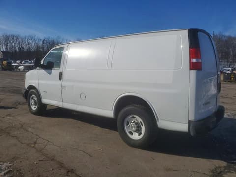 2017 Chevrolet Express 2500, VIN 1GCWGAF14H1197191. Фото 2 з 6 з аукціону Copart. Каталог авто зі США OpenDataCar.
