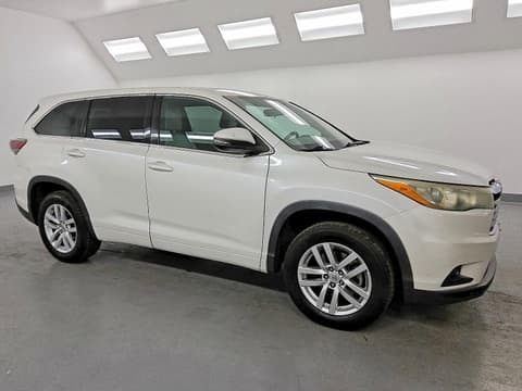 2015 Toyota Highlander, VIN 5TDZARFH9FS014023. Photo 4 of 6 from Copart auction. OpenDataCar US salvage catalog.