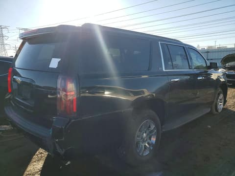 2018 Chevrolet Suburban, VIN 1GNSCHKC6JR390578. Фото 3 з 6 з аукціону Copart. Каталог авто зі США OpenDataCar.