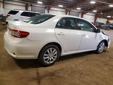 2013 Toyota Corolla, VIN 2T1BU4EE2DC010212. Фото 3 з 6 з аукціону Copart. Каталог авто зі США OpenDataCar.