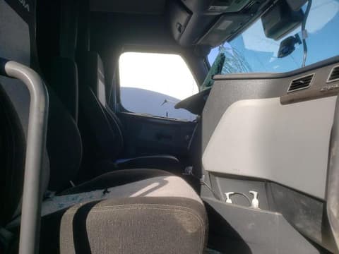 2022 Freightliner Cascadia 126, VIN 3AKJHHDR4NSND2323. Фото 5 з 6 з аукціону Copart. Каталог авто зі США OpenDataCar.