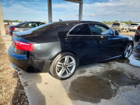 2008 Audi S5, VIN WAURV78T08A010725. Фото 3 из 6 с аукциона Copart. Каталог авто из США OpenDataCar.