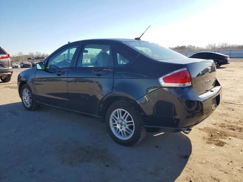 2010 Ford Focus, VIN 1FAHP3FN0AW131131. Фото 2 из 6 с аукциона Copart. Каталог авто из США OpenDataCar.