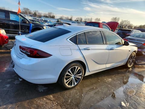 2018 Buick Regal, VIN W04GP6SX1J1072287. Фото 3 з 6 з аукціону Copart. Каталог авто зі США OpenDataCar.