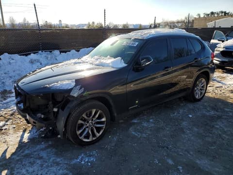 2015 Bmw X1, VIN WBAVL1C59FVY34397. Фото 1 з 6 з аукціону Copart. Каталог авто зі США OpenDataCar.