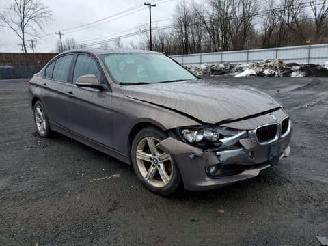 2013 Bmw 3 Series, VIN WBA3B5C5XDF591143. Zdjęcie 4 z 6 z aukcji Copart. Katalog aut z USA OpenDataCar.