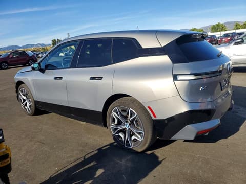 2024 Bmw iX, VIN WB523CF08RCP61875. Фото 2 из 6 с аукциона Copart. Каталог авто из США OpenDataCar.