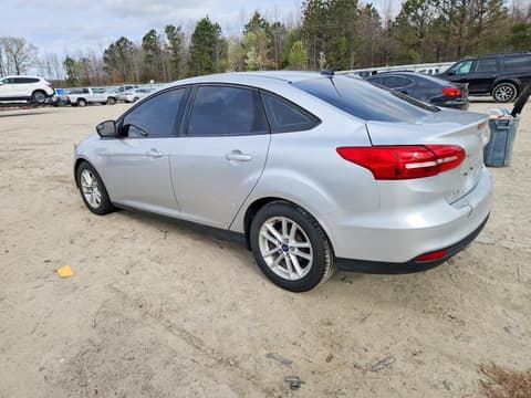 2017 Ford Focus, VIN 1FADP3F23HL338399. Фото 2 из 6 с аукциона Copart. Каталог авто из США OpenDataCar.