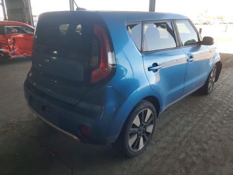 2017 Kia Soul, VIN KNDJP3A52H7465765. Фото 3 з 6 з аукціону Copart. Каталог авто зі США OpenDataCar.