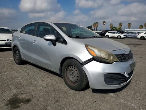 2015 Kia Rio, VIN KNADM4A31F6458879. Фото 4 з 6 з аукціону Copart. Каталог авто зі США OpenDataCar.