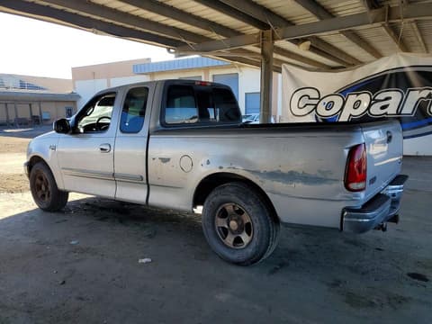 2001 Ford F-150 Lightning, VIN 1FTRX17W51NA98644. Zdjęcie 2 z 6 z aukcji Copart. Katalog aut z USA OpenDataCar.