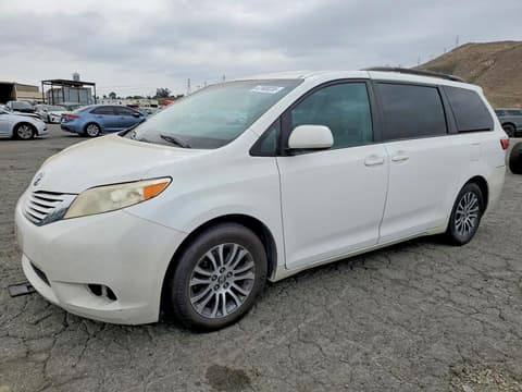 2016 Toyota Sienna, VIN 5TDKK3DCXGS695183. Фото 1 з 6 з аукціону Copart. Каталог авто зі США OpenDataCar.