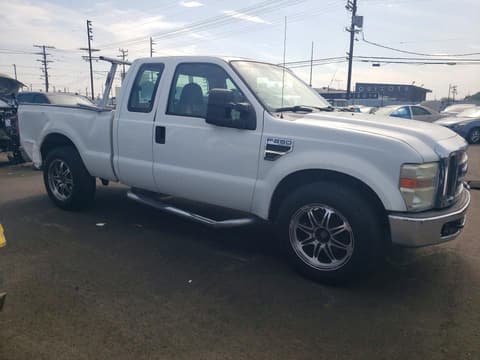 2008 Ford F-250 Super Duty, VIN 1FTNX205X8EE47569. Фото 4 з 6 з аукціону Copart. Каталог авто зі США OpenDataCar.