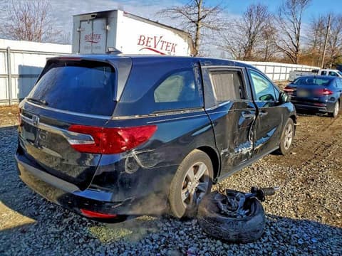 2018 Honda Odyssey, VIN 5FNRL6H79JB095163. Photo 3 of 6 from Copart auction. OpenDataCar US salvage catalog.