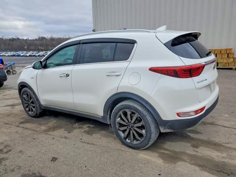 2018 Kia Sportage, VIN KNDPNCAC0J7425611. Photo 2 of 6 from Copart auction. OpenDataCar US salvage catalog.