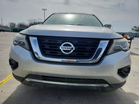 2017 Nissan Pathfinder, VIN 5N1DR2MN0HC673675. Фото 5 з 6 з аукціону Copart. Каталог авто зі США OpenDataCar.
