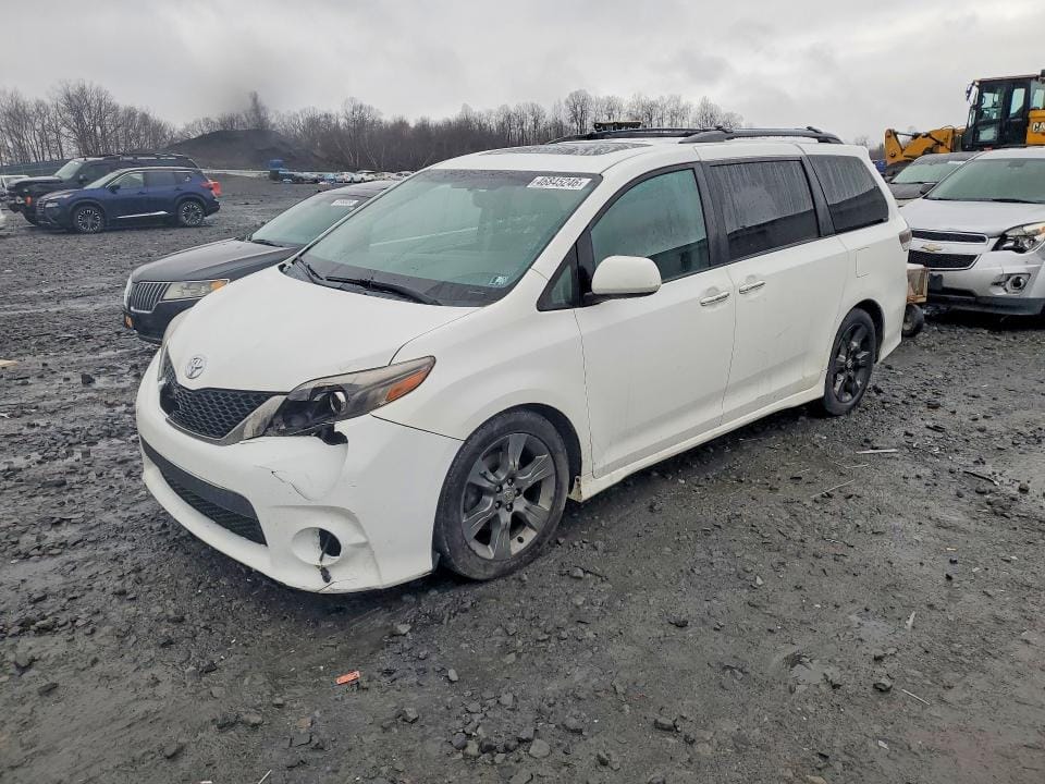 2015 Toyota Sienna