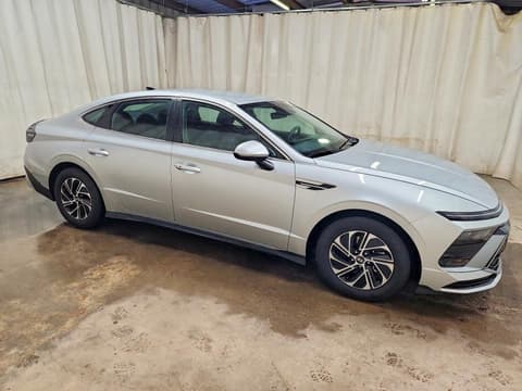 2026 Hyundai Sonata Hybrid, VIN KMHL24JJ8TA148557. Zdjęcie 4 z 6 z aukcji Copart. Katalog aut z USA OpenDataCar.