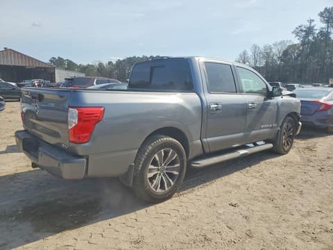 2018 Nissan Titan, VIN 1N6AA1E69JN545152. Фото 3 з 6 з аукціону Copart. Каталог авто зі США OpenDataCar.