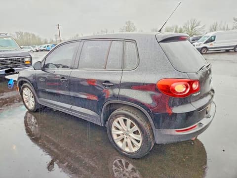 2010 Volkswagen Tiguan, VIN WVGBV7AX2AW002910. Zdjęcie 2 z 6 z aukcji Copart. Katalog aut z USA OpenDataCar.