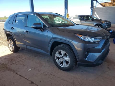 2021 Toyota RAV4, VIN 2T3W1RFV5MC095012. Фото 4 з 6 з аукціону Copart. Каталог авто зі США OpenDataCar.