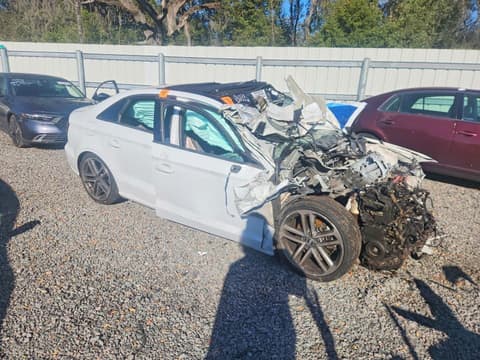 2017 Audi A3, VIN WAUAUGFF0H1034875. Фото 4 з 6 з аукціону Copart. Каталог авто зі США OpenDataCar.