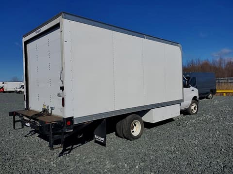 2021 Ford E-450, VIN 1FDXE4FN4MDC28894. Фото 3 з 6 з аукціону Copart. Каталог авто зі США OpenDataCar.