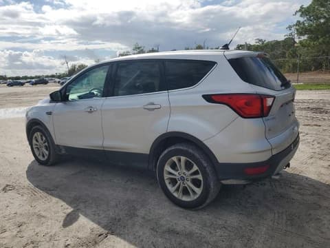 2019 Ford Escape, VIN 1FMCU9GD3KUA08678. Фото 2 з 6 з аукціону Copart. Каталог авто зі США OpenDataCar.