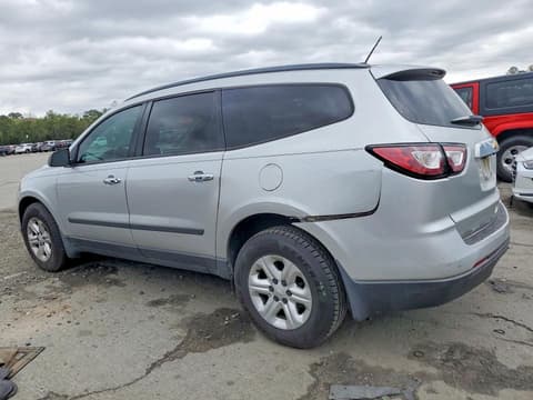 2015 Chevrolet Traverse, VIN 1GNKRFKD3FJ142273. Фото 2 з 6 з аукціону Copart. Каталог авто зі США OpenDataCar.