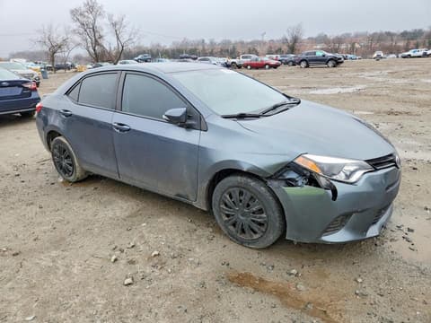 2015 Toyota Corolla, VIN 2T1BURHE2FC240697. Фото 4 з 6 з аукціону Copart. Каталог авто зі США OpenDataCar.