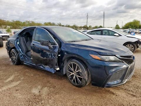 2021 Toyota Camry, VIN 4T1G11AK6MU526306. Фото 4 з 6 з аукціону Copart. Каталог авто зі США OpenDataCar.
