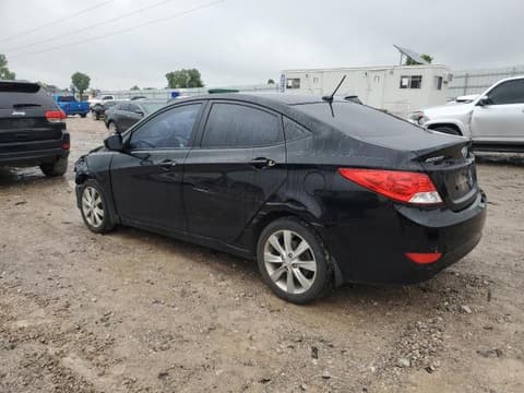 2013 Hyundai Accent, VIN KMHCU4AE6DU301014. Фото 2 з 6 з аукціону Copart. Каталог авто зі США OpenDataCar.