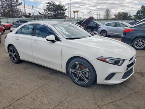 2021 Mercedes-benz A-Class, VIN W1K3G4FBXMJ295140. Фото 4 из 6 с аукциона Copart. Каталог авто из США OpenDataCar.