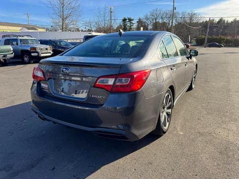 2018 Subaru Legacy, VIN 4S3BNAN60J3023226. Фото 3 из 6 с аукциона Copart. Каталог авто из США OpenDataCar.