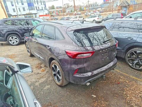 2023 Ford Escape, VIN 1FMCU9NA8PUB45082. Фото 3 з 6 з аукціону Copart. Каталог авто зі США OpenDataCar.