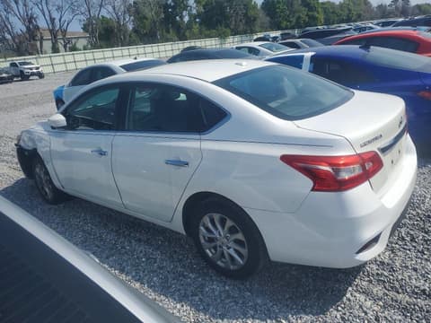 2017 Nissan Sentra, VIN 3N1AB7AP4HY250168. Фото 2 з 6 з аукціону Copart. Каталог авто зі США OpenDataCar.