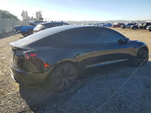 2025 Tesla Model 3, VIN 5YJ3E1EA5SF025700. Фото 3 з 6 з аукціону Copart. Каталог авто зі США OpenDataCar.