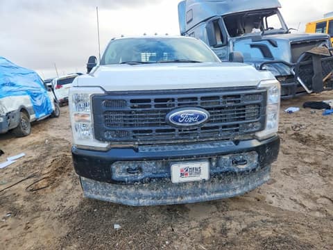2024 Ford F-550 Super Duty, VIN 1FD8X3FN2REF17430. Фото 5 з 6 з аукціону Copart. Каталог авто зі США OpenDataCar.