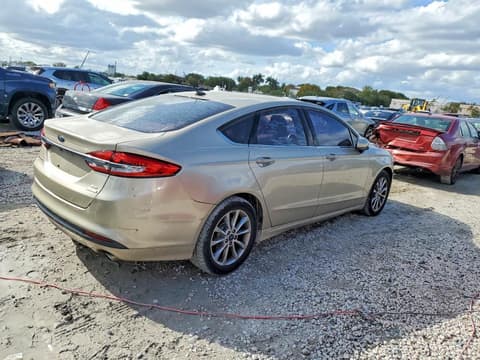 2017 Ford Fusion, VIN 3FA6P0HD1HR377449. Zdjęcie 3 z 6 z aukcji Copart. Katalog aut z USA OpenDataCar.