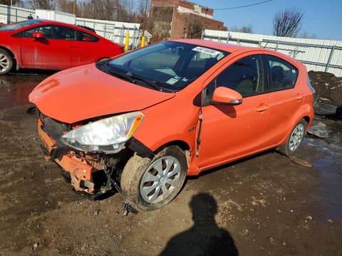 2012 Toyota Prius C, VIN JTDKDTB33C1017587. Фото 1 з 6 з аукціону Copart. Каталог авто зі США OpenDataCar.