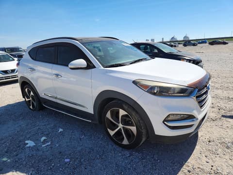 2017 Hyundai Tucson, VIN KM8J33A21HU340304. Фото 4 з 6 з аукціону Copart. Каталог авто зі США OpenDataCar.