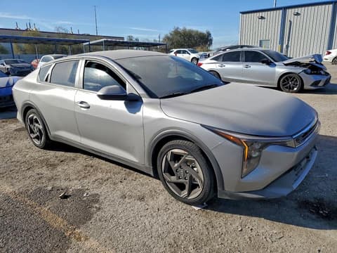 2025 Kia K4, VIN 3KPFU4DE8SE202798. Фото 4 з 6 з аукціону Copart. Каталог авто зі США OpenDataCar.