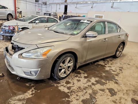 2014 Nissan Altima, VIN 1N4AL3AP1EC122323. Фото 1 з 6 з аукціону Copart. Каталог авто зі США OpenDataCar.