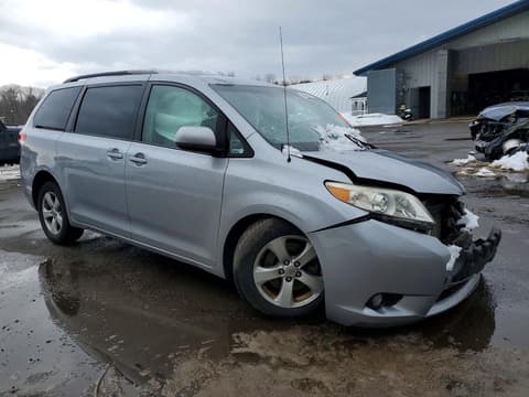 2012 Toyota Sienna, VIN 5TDKK3DC1CS268923. Фото 4 з 6 з аукціону Copart. Каталог авто зі США OpenDataCar.