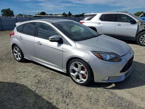2013 Ford Focus, VIN 1FADP3L98DL325191. Фото 4 з 6 з аукціону Copart. Каталог авто зі США OpenDataCar.