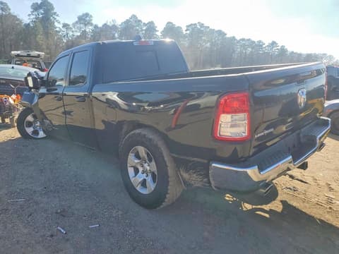 2022 Ram 1500, VIN 1C6RREBT1NN228348. Фото 2 з 6 з аукціону Copart. Каталог авто зі США OpenDataCar.