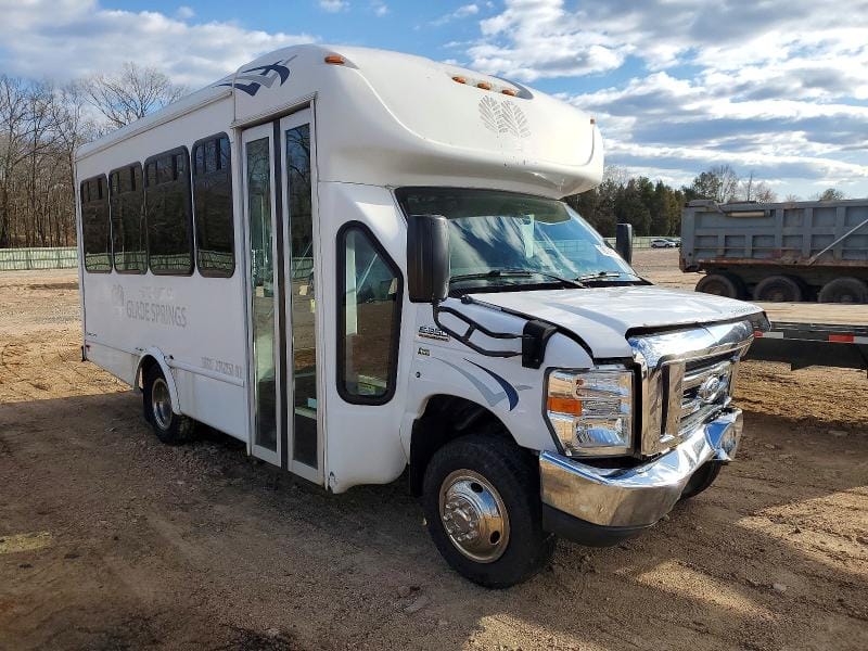 2015 Ford Econoline E350