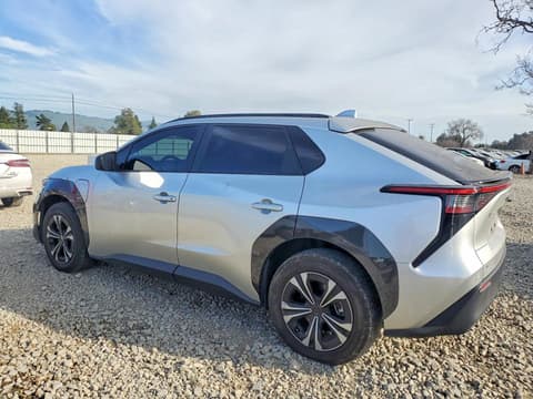 2024 Toyota BZ4X, VIN JTMABACA6RA084454. Фото 2 з 6 з аукціону Copart. Каталог авто зі США OpenDataCar.