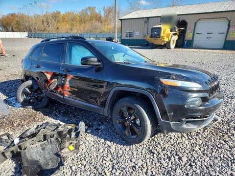 2018 Jeep Cherokee, VIN 1C4PJLCB4JD552136. Фото 4 з 6 з аукціону Copart. Каталог авто зі США OpenDataCar.